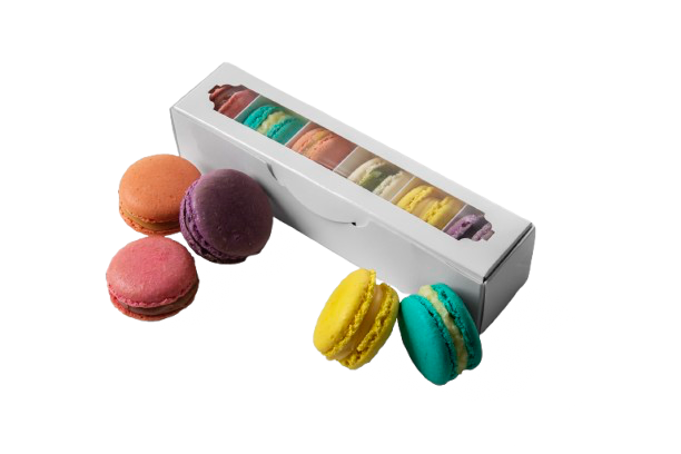 Macaron packaging in APET trays with flow-wrap packaging